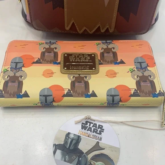 Mandalorian Star Wars loungefly backpack - Picture 2 of 13